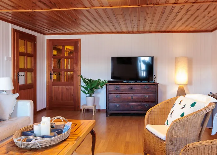 Les 1865 By Interhome Agettes